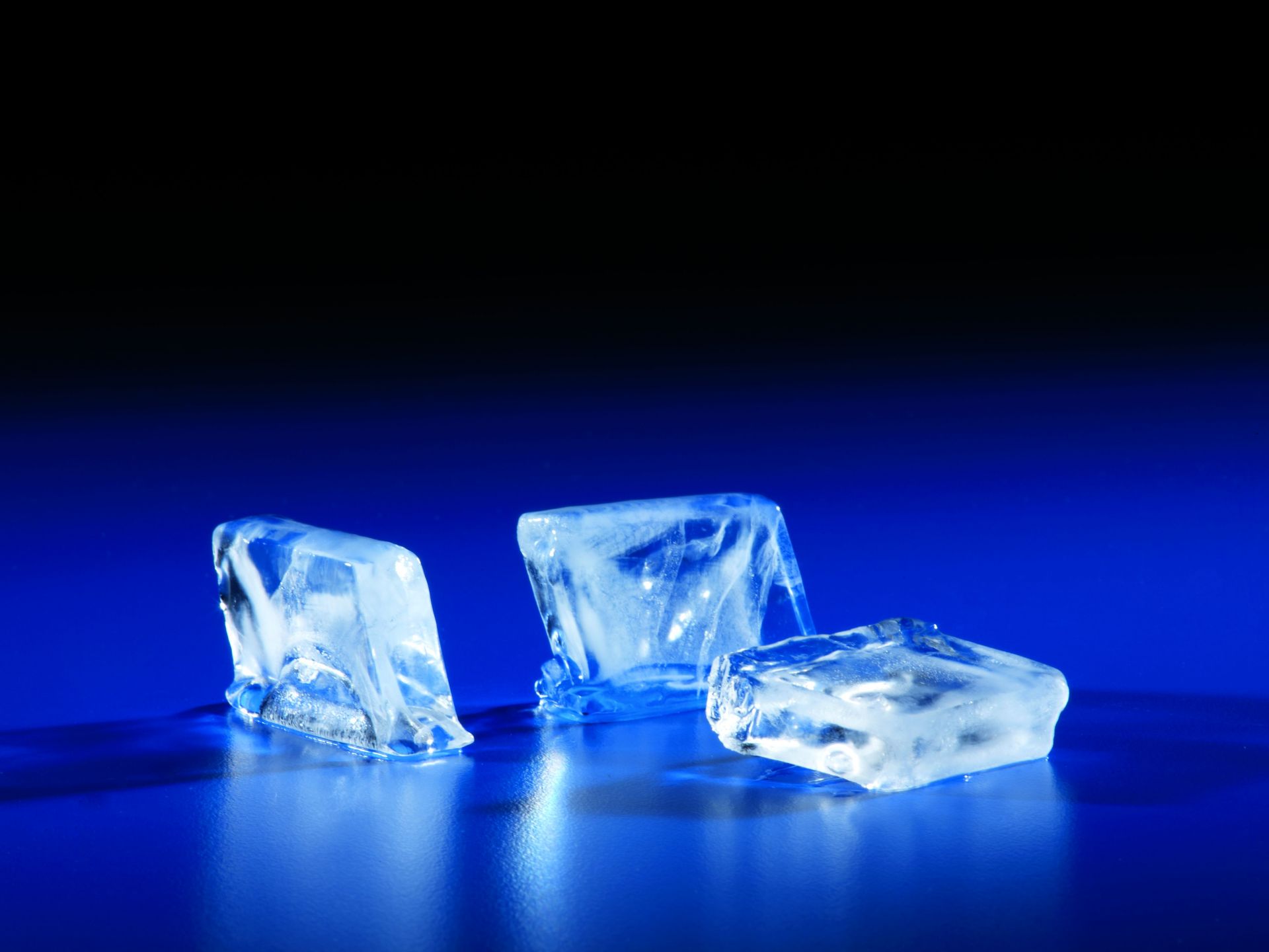 Eiswürfelbereiter Neo UYP 0310AZ