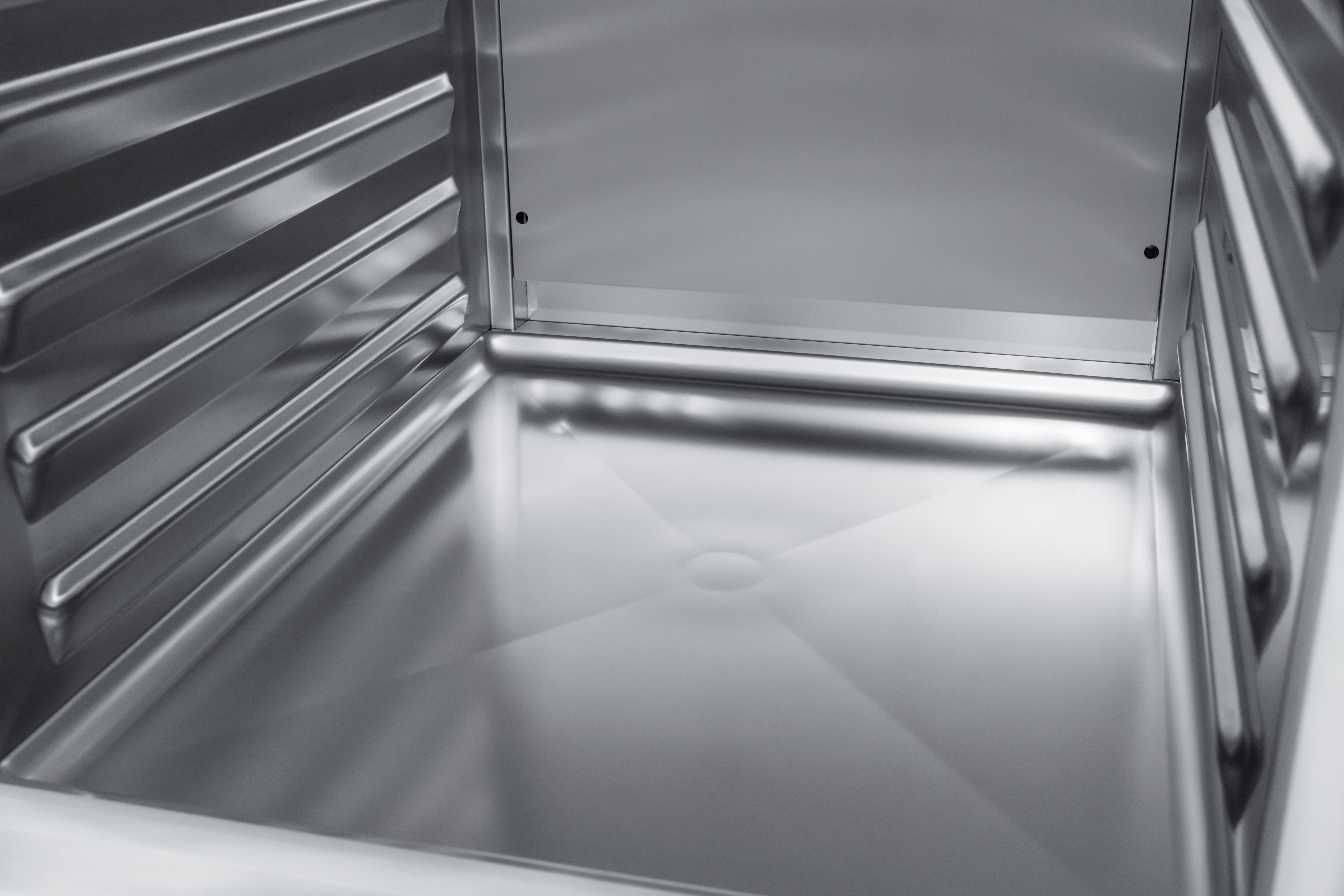 NEXA-PLUS - Kühlschrank BR 690 GN 2/1, Steckerfertig